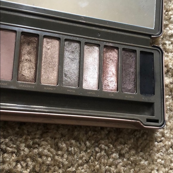 CULT FAVORITE NAKED2 - Picture 3 of 3